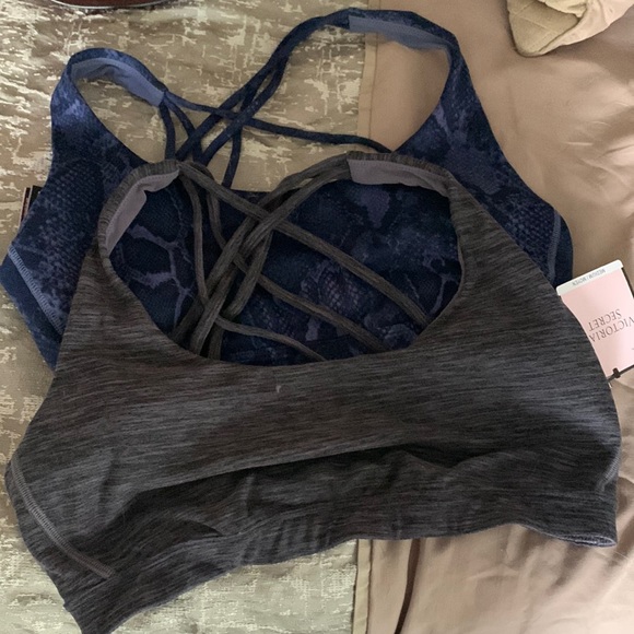 2 medium sports bra one new with tags one new without tags - Picture 1 of 2